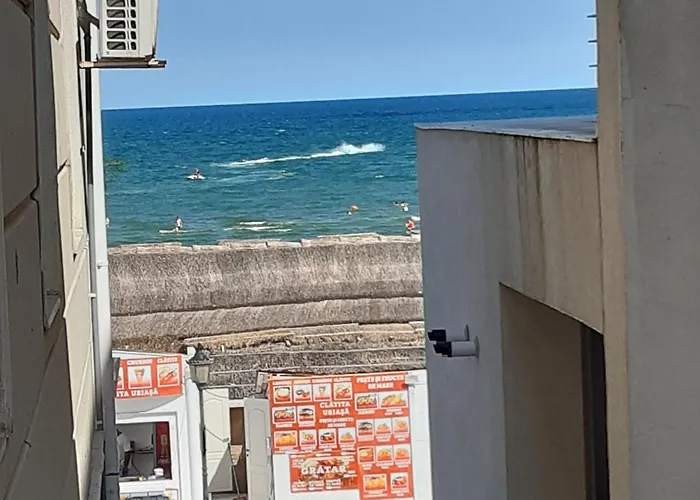 La Promenada Langa White Titanic דירה